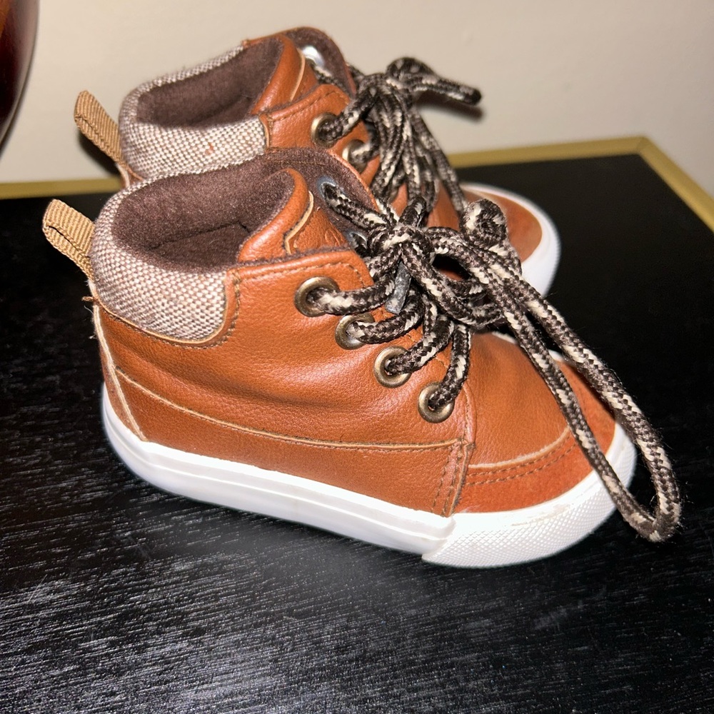 Brown boots baby size 5